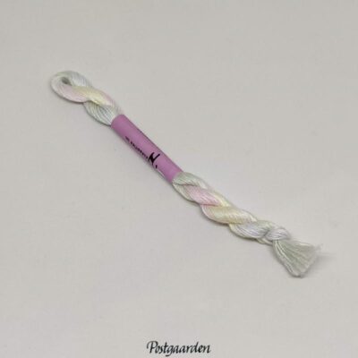 Håndfarvet broderigarn nr. 104