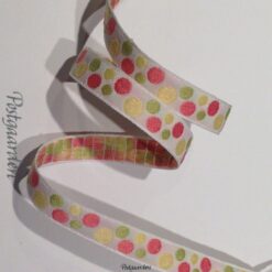 Hvid bånd med prikker