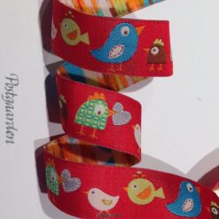 Rødt bånd med kyllinger