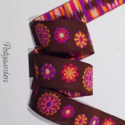Brun bånd med blomster