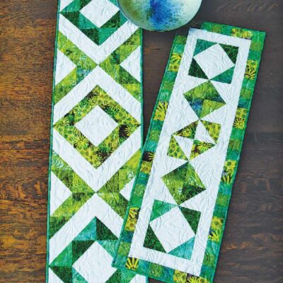 CLPBHE007 Fraternal Twins Table Runners mønster