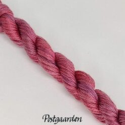 CH63 Raspberry broderigarn håndfarvet bomuld - postgaarden.com