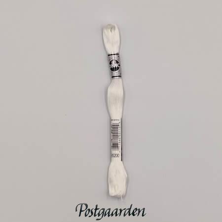 DMC 16 B5200 navnegarn - broderigarn - postgaarden.com