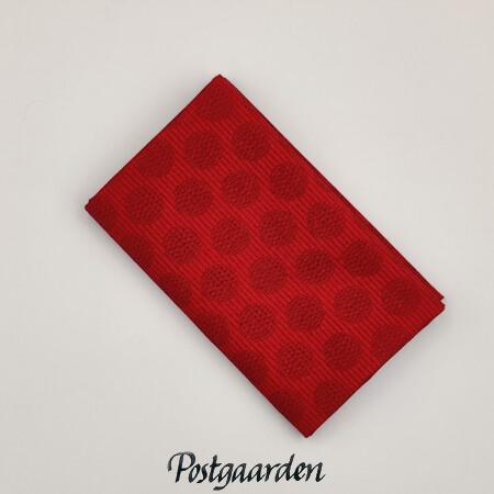 FQ7924 rød med cirkler streger patchworkstof - postgaarden.com