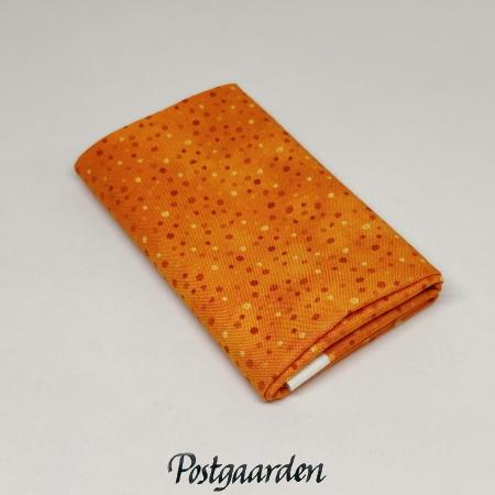 FQ7262 Orange med prikker patchworkstof - postgaarden.com