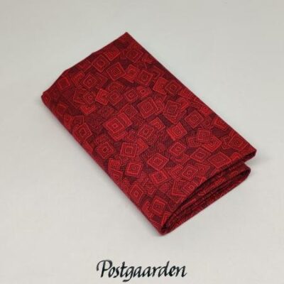 FQ7288 - Rød patchworkstof med firkanter