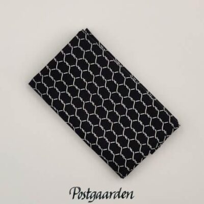 FQ7947 Sort hønsenet patchworkstof - postgaarden.com