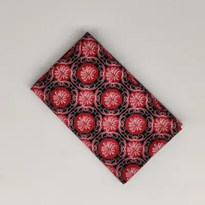 sort rød med geometrisk mønster patchworkstof - FQ7994