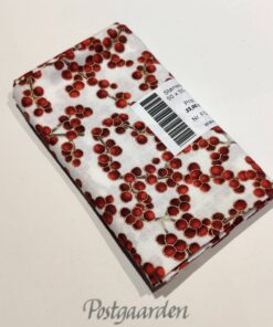 FQ7442 7442 - Råhvid med røde bær - JUL patchwork stof fat quarter