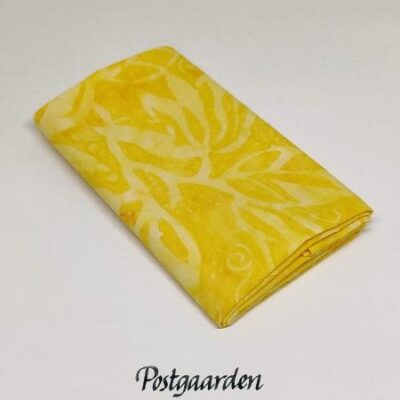 FQ7470 Gul med blade bali batik patchworkstof fat-quarter - postgaarden.com