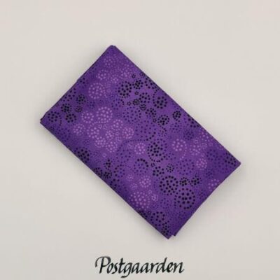 FQ7921 lilla med prikker patchworkstof - postgaarden.com