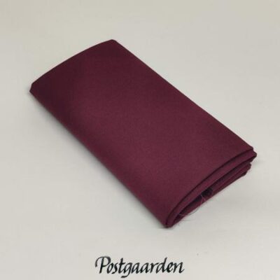 FQ7546 bordeaux ensfarvet bomuld kona patchworkstof - postgaarden.com
