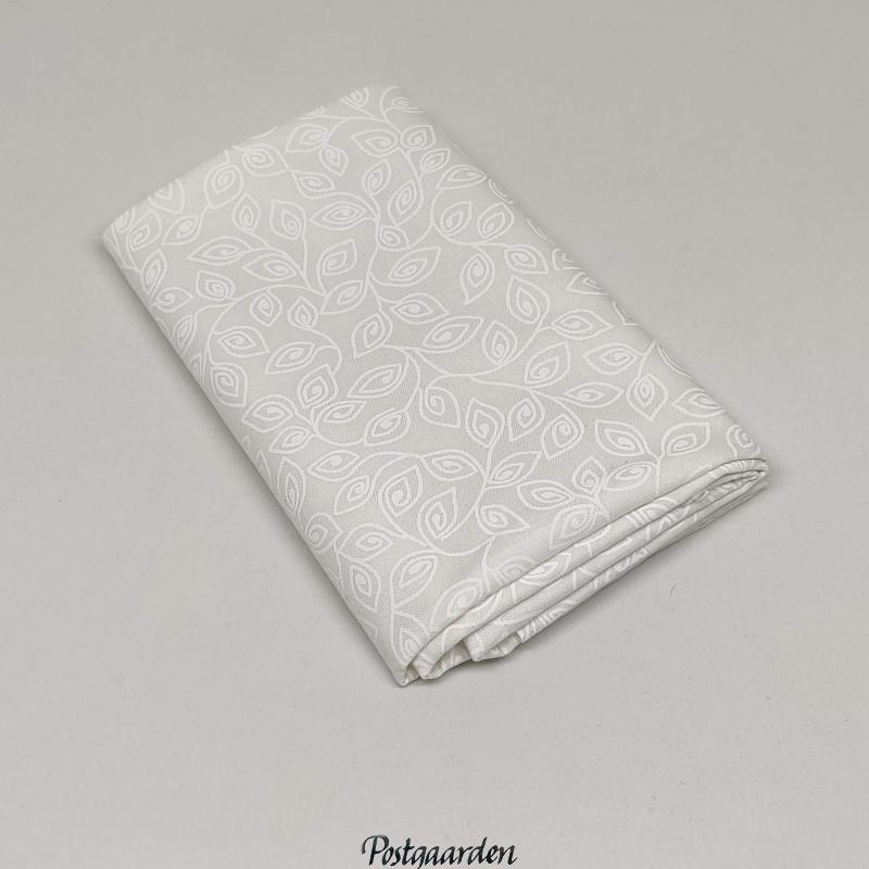 FQ7216 - Råhvid med grene og blade patchworkstof