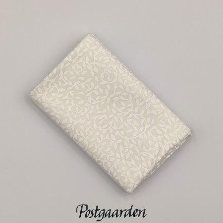 FQ7561 Hvid med grene patchworkstof - postgaarden.com