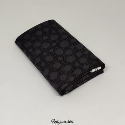 FQ7612 Sort med streger og prikker patchworkstof