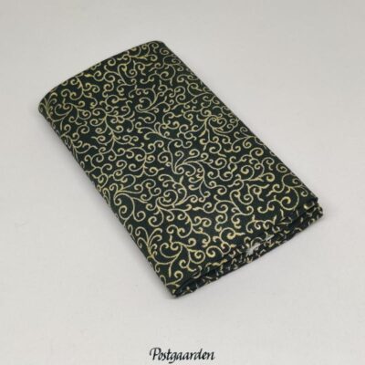 FQ7620 Mørkgrøn med guld snirkler JUL - patchworkstof