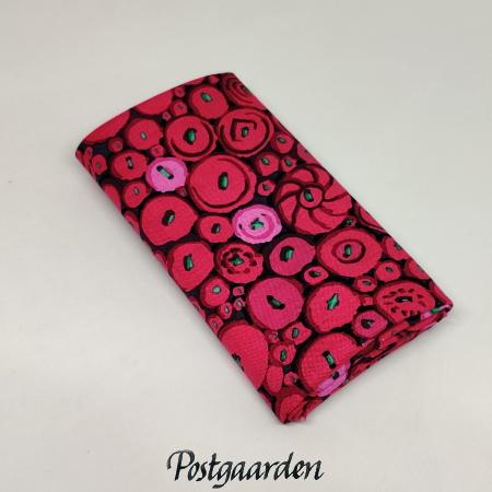 Rød knapper mosaic kaffe fassett fat quarter patchworkstof - postgaarden.com