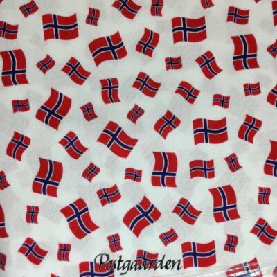 7699 Hvid patchworkstof med norske flag - postgaarden.com