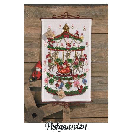 34-9220 Karrusel permin julekalender broderi - postgaarden.com