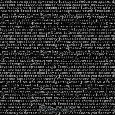 Sort med hvid skrift patchworkstof - postgaarden.com