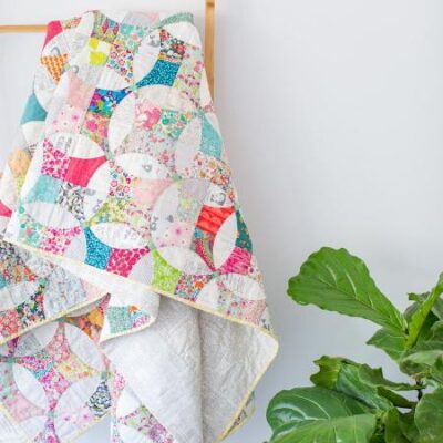 Flowering snowballs quilt hængende - postgaarden.com