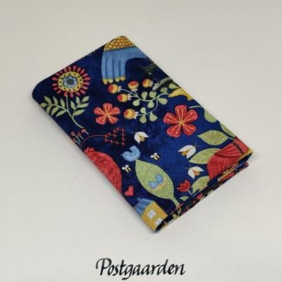 FQ7726 blå med fugle syting fat-quarter patchworkstof - postgaarden.com