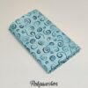 997749 Lyseblå med cirkler patchworkstof - postgaarden.com