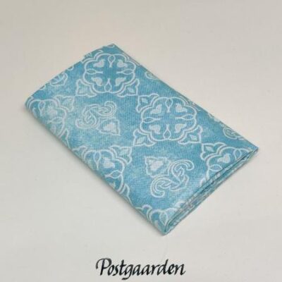 997751 lyseblå med damask patchworkstof - postgaarden.com