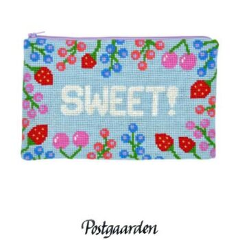 71-0560 Sweet fru zippe broderikits - postgaarden.com