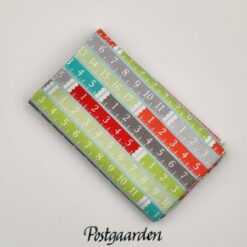 FQ7899 målebånd patchworkstof - postgaarden.com