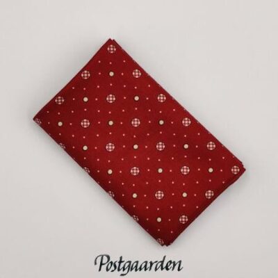 FQ7949 rød med bolde med tern patchworkstof - postgaarden.com