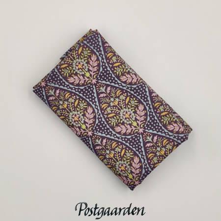 FQ7955 tilda sanctuary adina eggplant patchworkstof - postgaarden.com