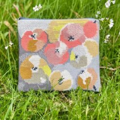 71-0596 æbler pung broderikit - postgaarden.com