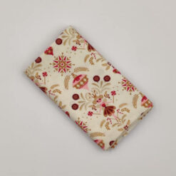 FQ7964 råhvid med små feer patchworkstof - postgaarden.com