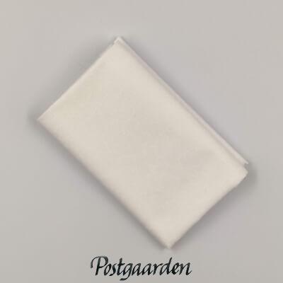 Råhvid med hvide blade patchworkstof