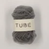 Grå tube garn