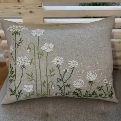 2045-1 wild on purpose pillow pompstitch