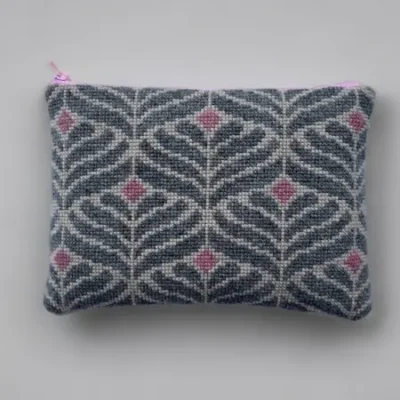 Lucca clutch broderikit baldyre