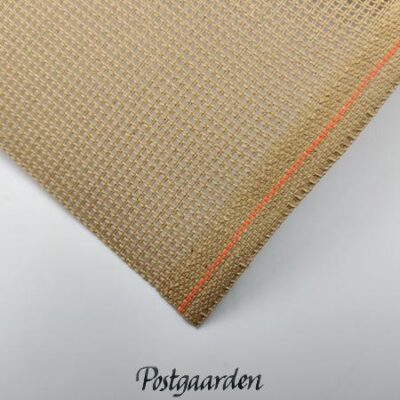 501244 stramaj 4,4 tråde/cm broderistof - postgaarden.com