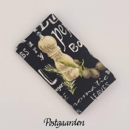 997825 sort med grøntsager og olier patchworkstof fat-quarter - postgaarden.com