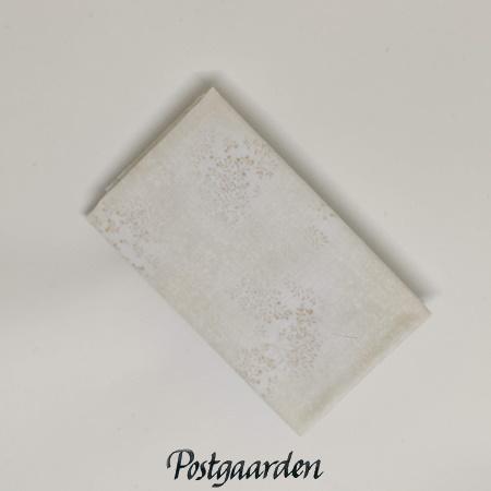 FQ5868 beige med grene patchworksstof fat-quarter - postgaarden.com