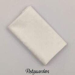 FQ7837 råhvid med hvide prikker patchworkstof - postgaarden.com