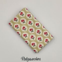 FQ7871 beige med blomst i firkant patchworkstof - postgaarden.com