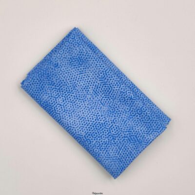 FQ7882 mellemblå prikker dimples patchworkstof - postgaarden.com