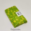FQ7535 Vårgrøn patchworkstof med blomster bali batik
